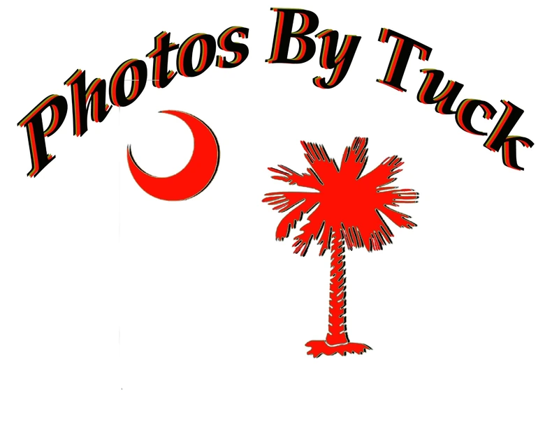 Photos By Tuck logo